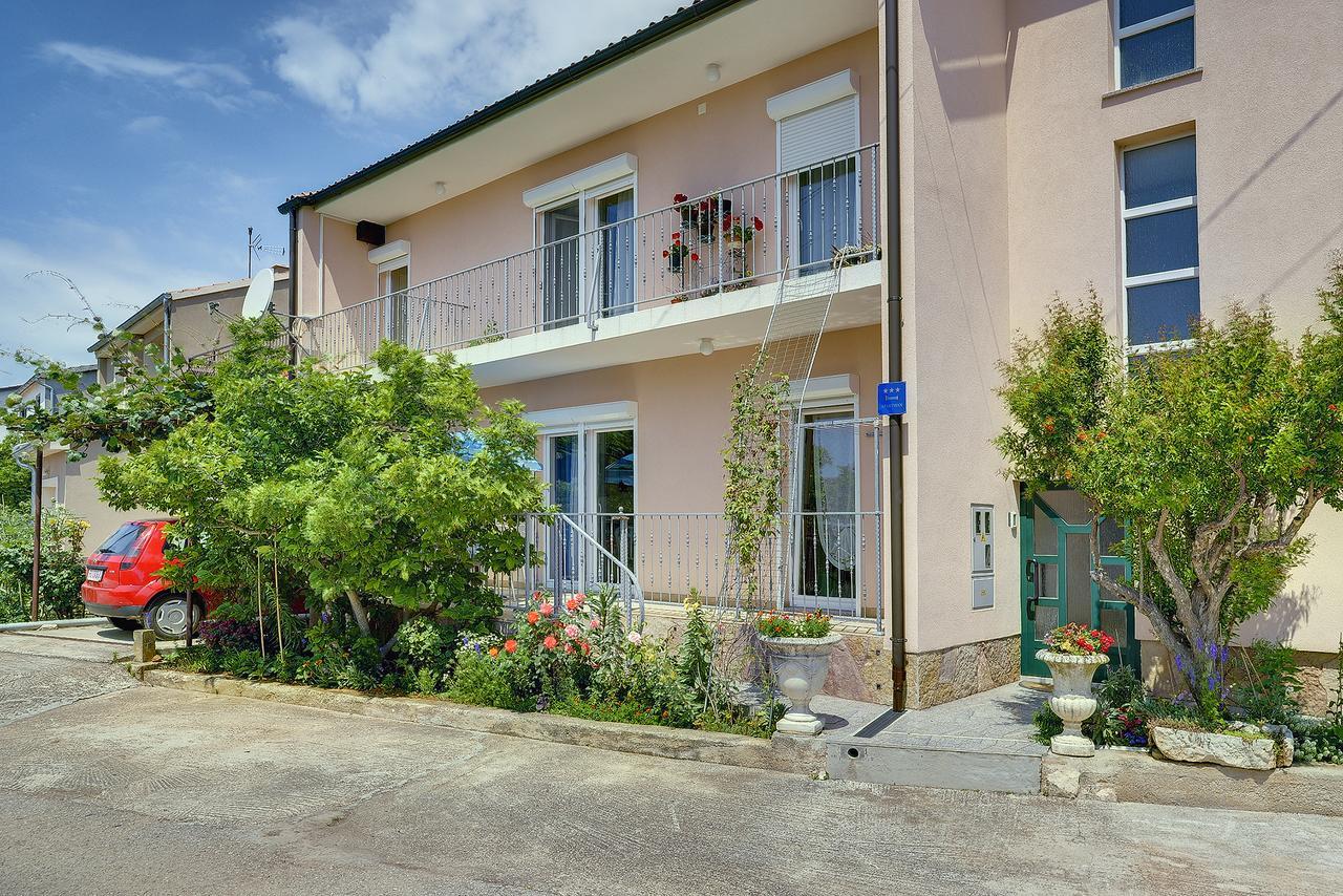 Apartments Danilo Medulin Exterior photo
